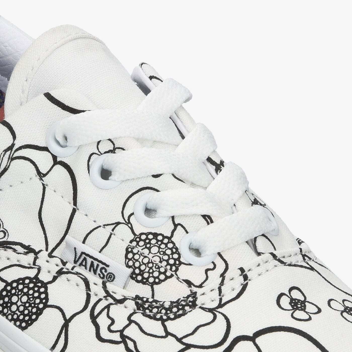 Дамски маратонки VANS UA ERA  vn0a4u391uh1 цвят бял