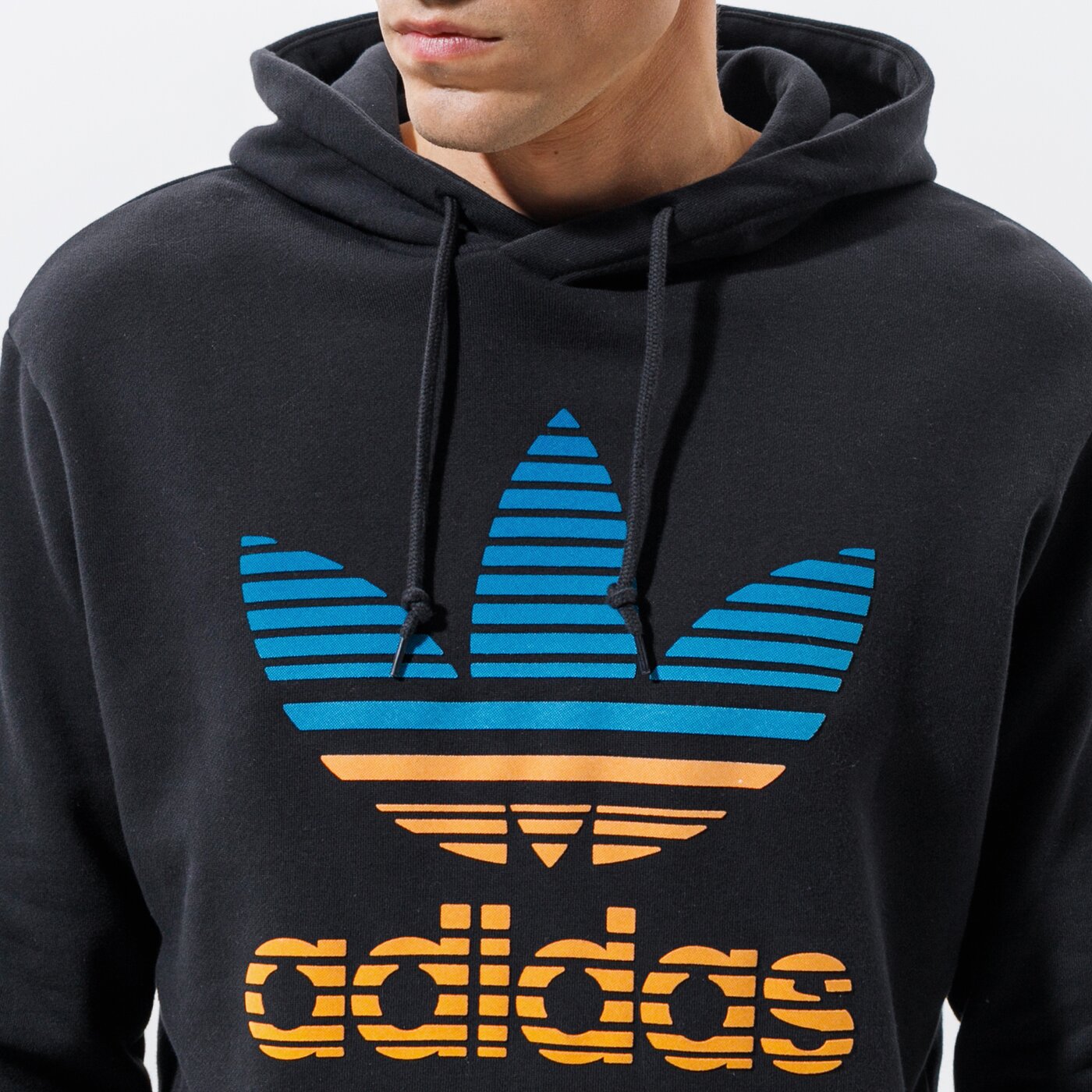 Мъжки суичър ADIDAS СУИТЧЪР С КАЧУЛКА TREF OMBRE HD gp0158 цвят черен