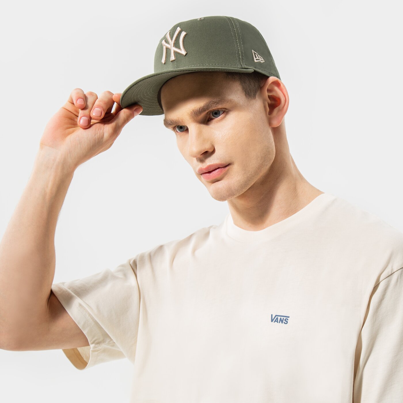 Мъжка шапка с козирка NEW ERA ШАПКА LEAGUE ESS 5950 NYY KHA 60240431 цвят каки