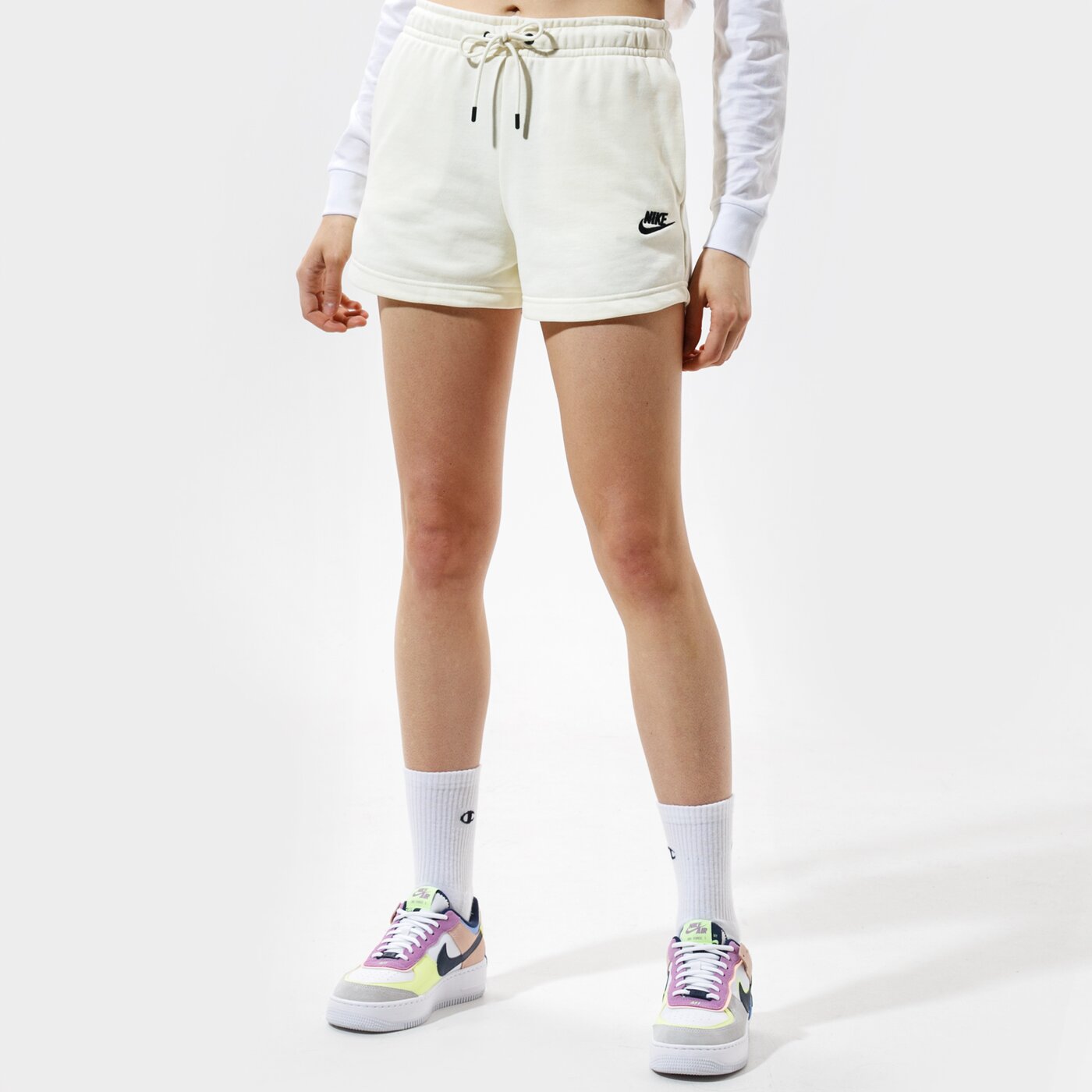 Дамски къси панталони NIKE ШОРТИ SPORTSWEAR ESSENTIAL cj2158-113 цвят бежов