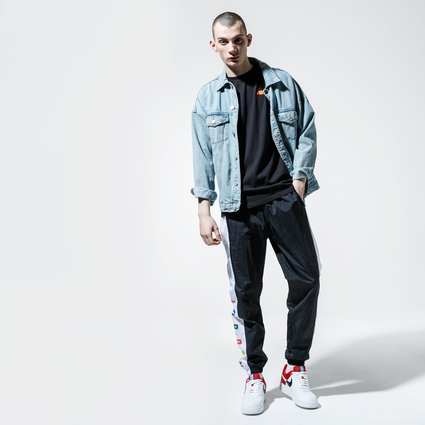 Мъжка тениска ELLESSE ТЕНИСКА KOSI she09994black цвят черен