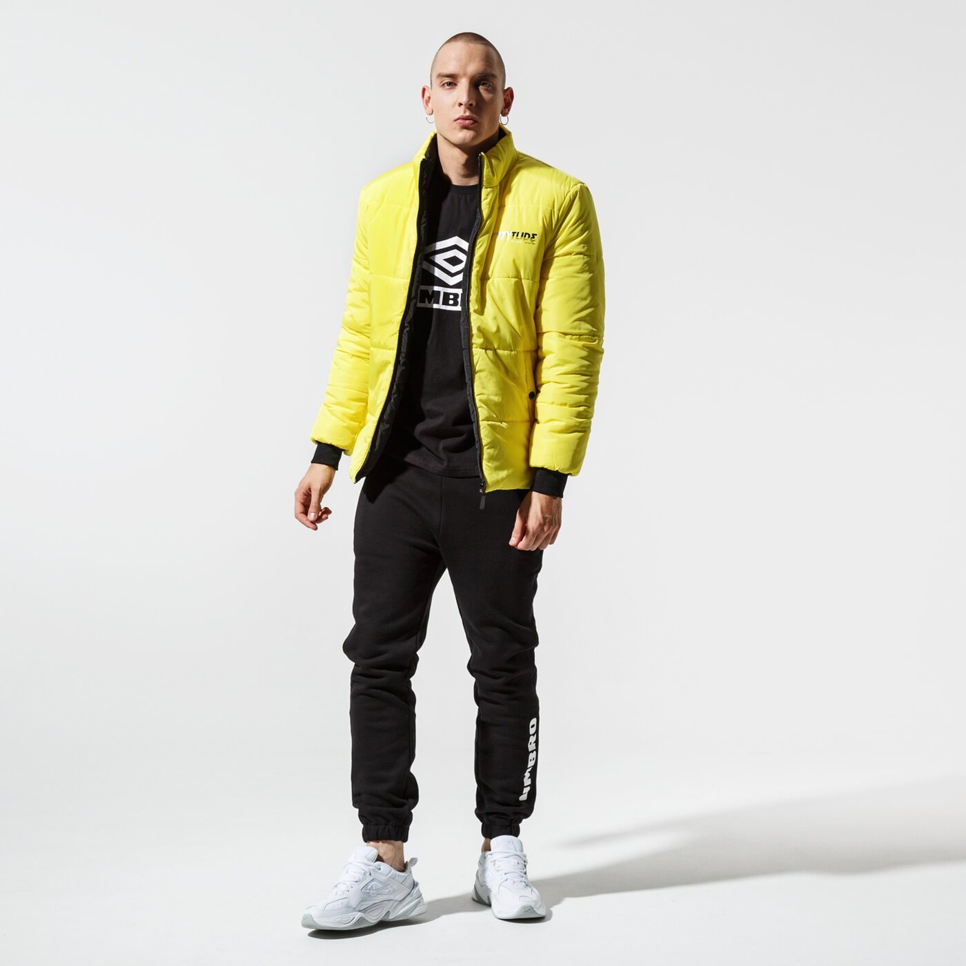 Мъжка тениска UMBRO ТЕНИСКА CLASSIC TAPE TEE BLK ul39tsm88002 цвят черен