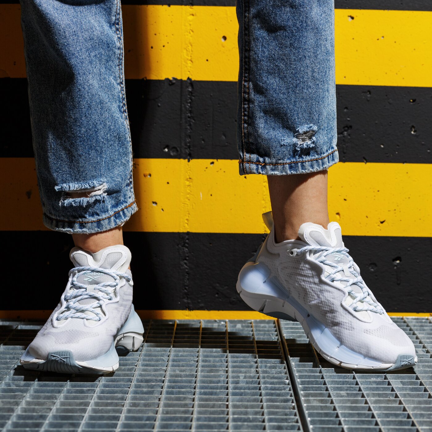 Дамски маратонки REEBOK ZIG KINETICA II h01276 цвят бял