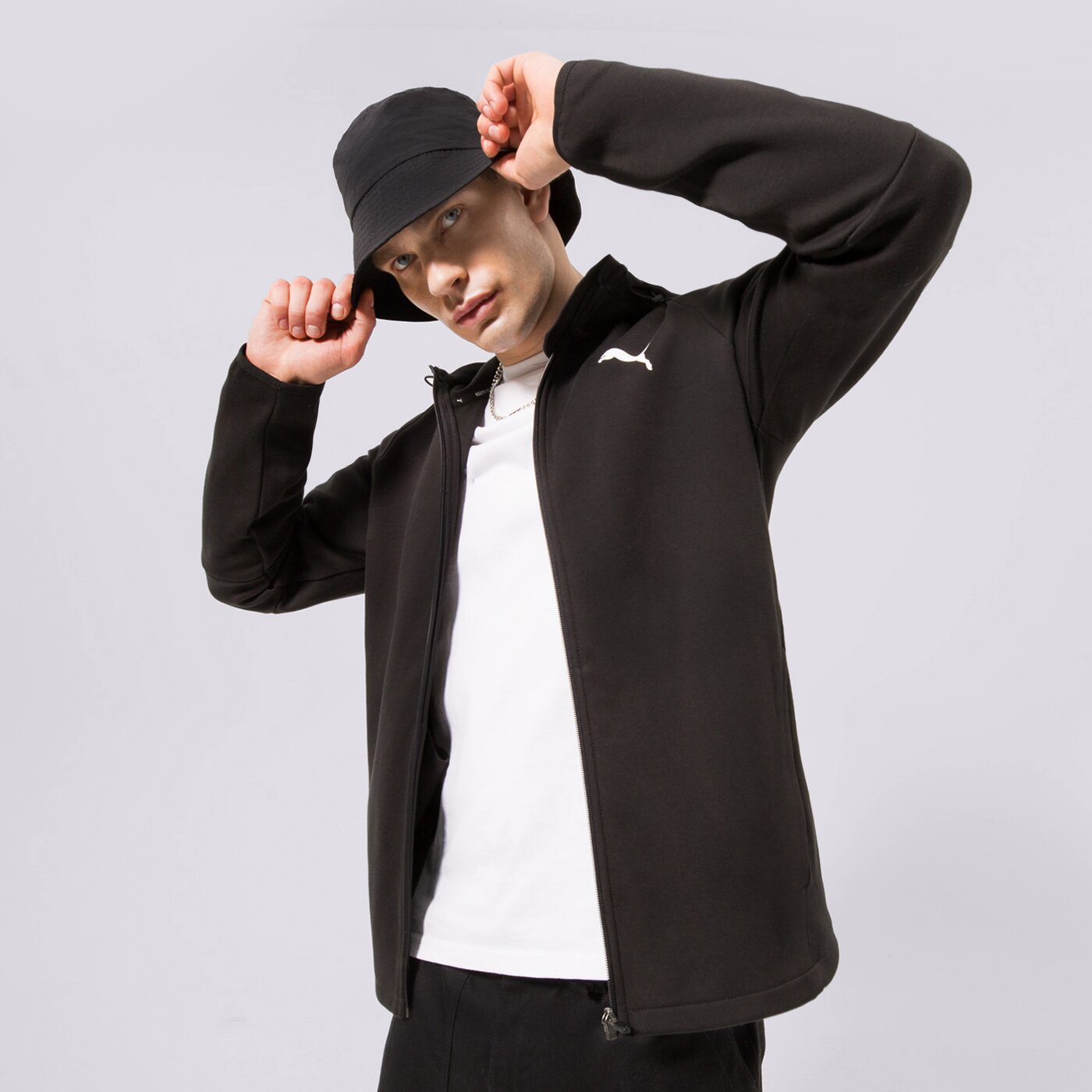 Мъжки суичър PUMA СУИТЧЪР С ЦИП 585812  585812 01 цвят черен