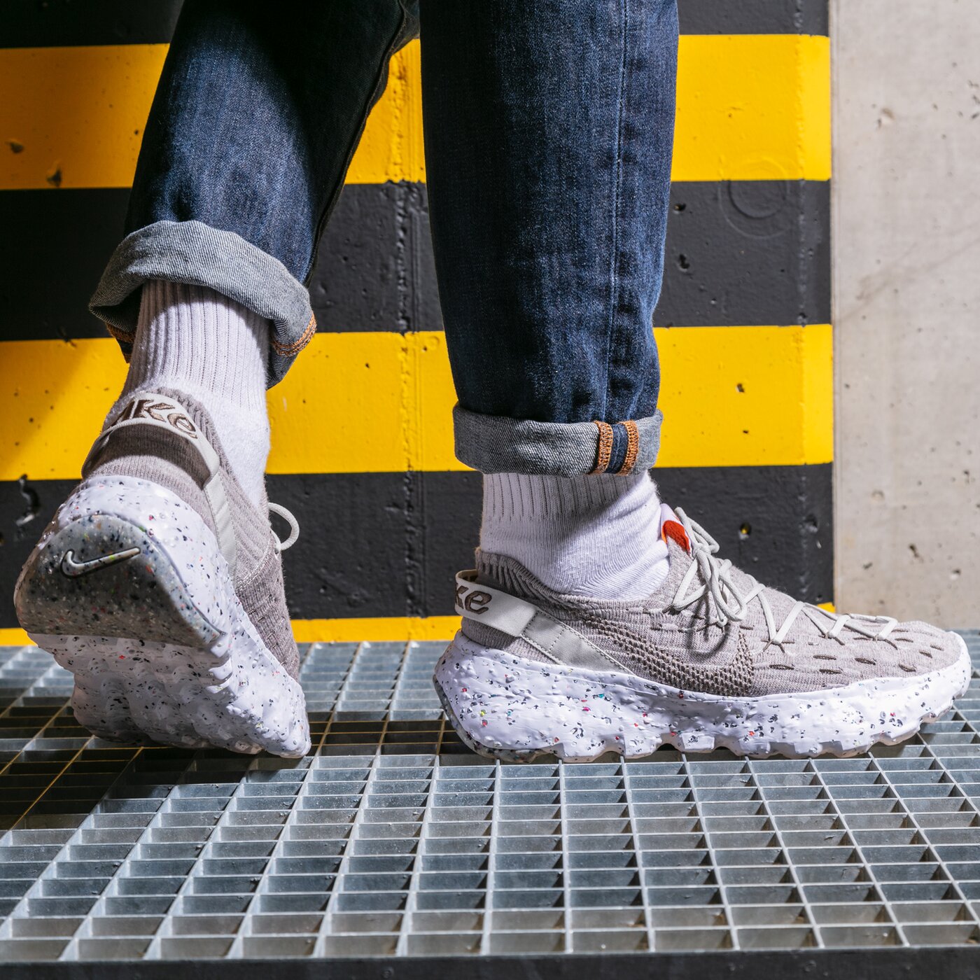 Мъжки маратонки NIKE SPACE HIPPIE 04 cz6398-009 цвят бял