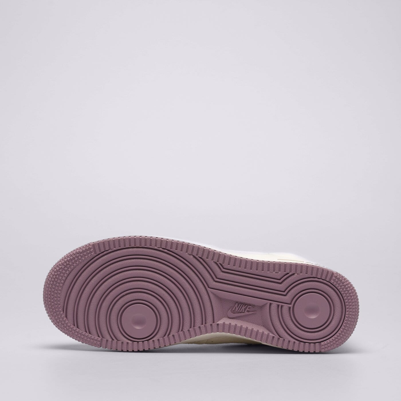 Дамски маратонки NIKE W AF1 SCULPT dz2782-100 цвят бежов