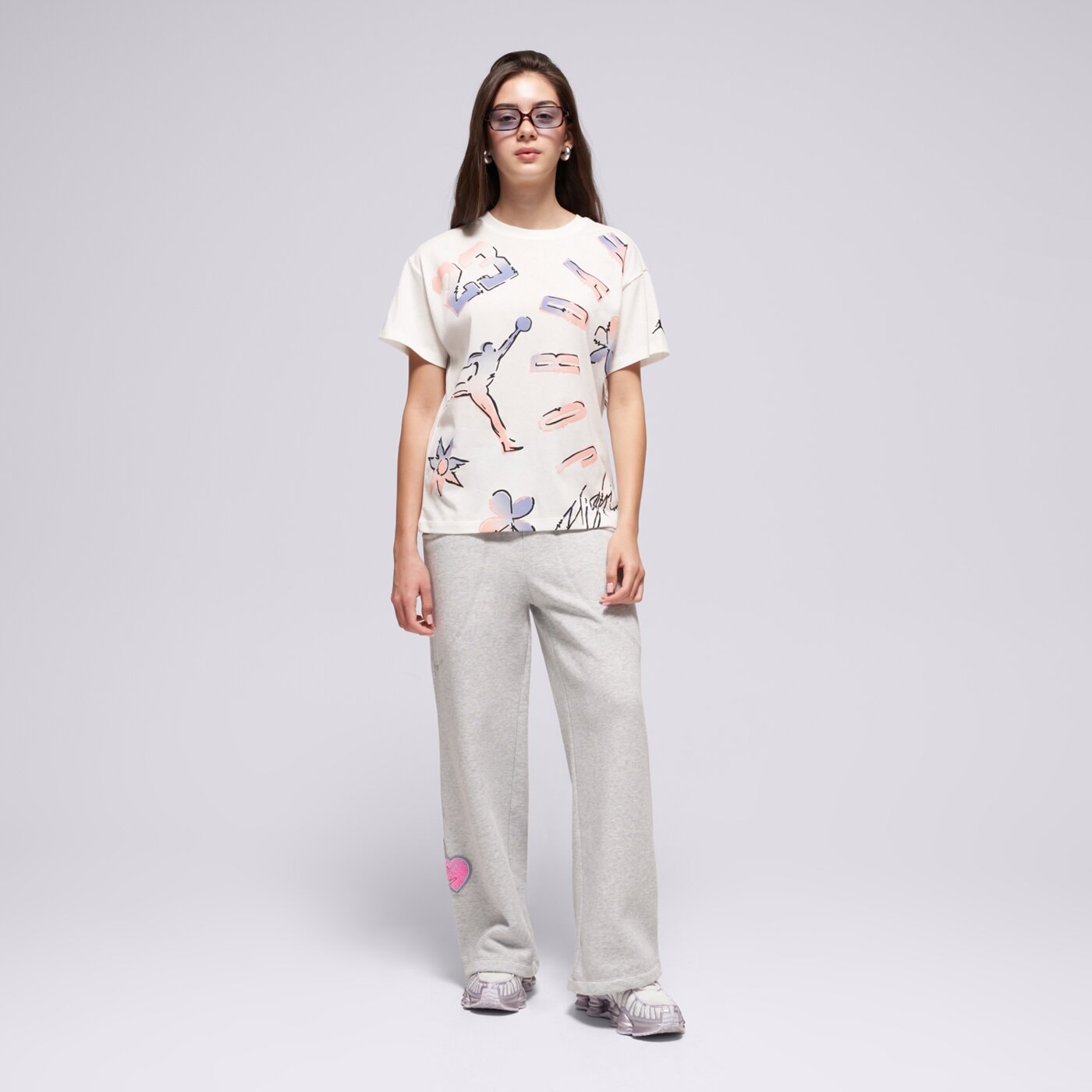 Детска тениска JORDAN ТЕНИСКА JDG 23 THROWBACK SS TEE GIRL 45f263-782 цвят кремав