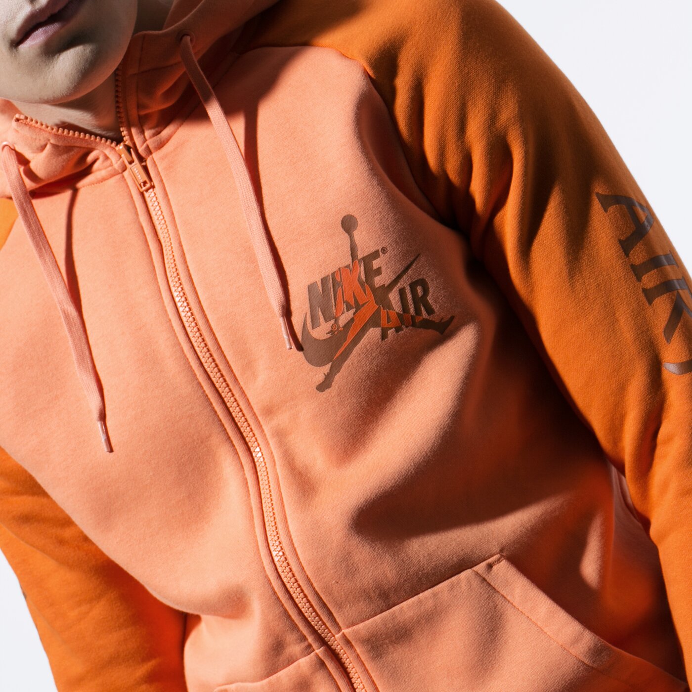 Мъжки суичър JORDAN СУИТЧЪР СЪС ЗАКОПЧАВАНЕ С КАЧУЛКА M J JUMPMAN CLASSIC ck2223-871 цвят оранжев