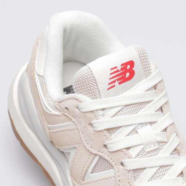 Дамски маратонки NEW BALANCE 5740  w5740gvc цвят бежов