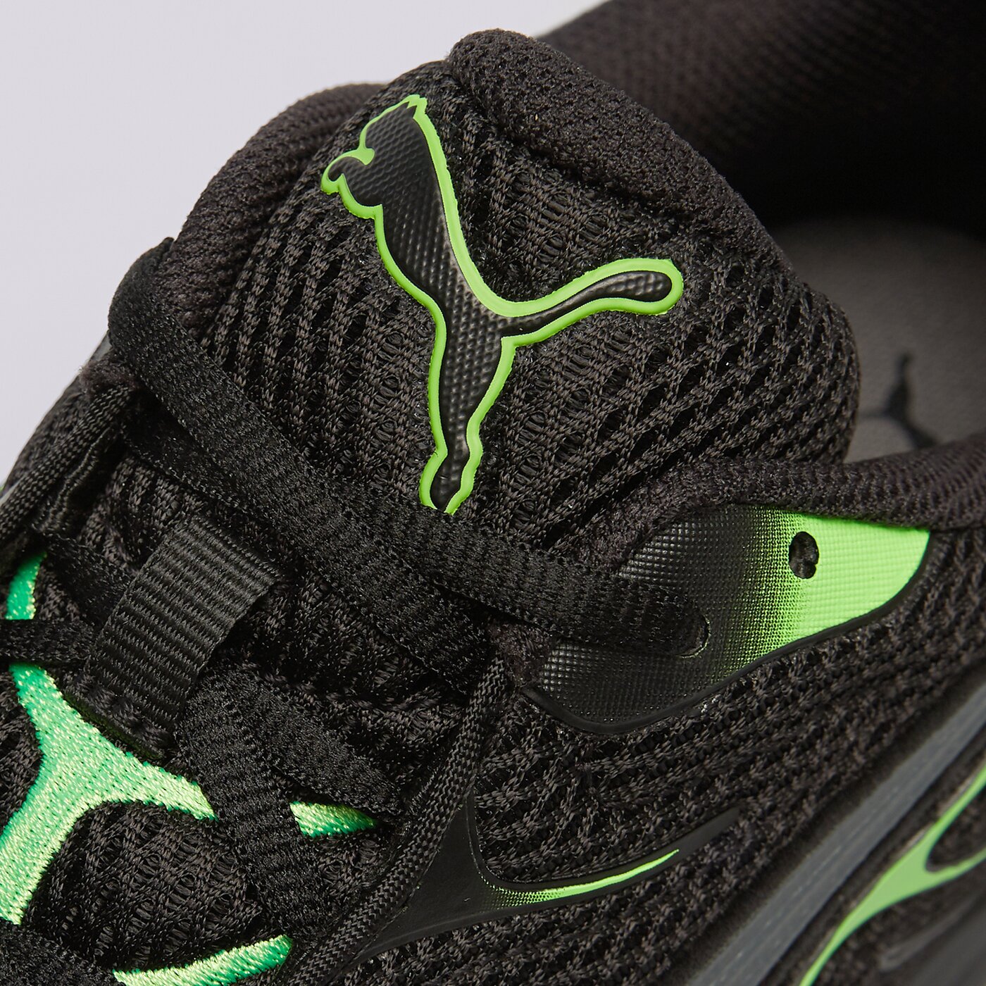 Мъжки маратонки PUMA INHALE 40156001 цвят черен