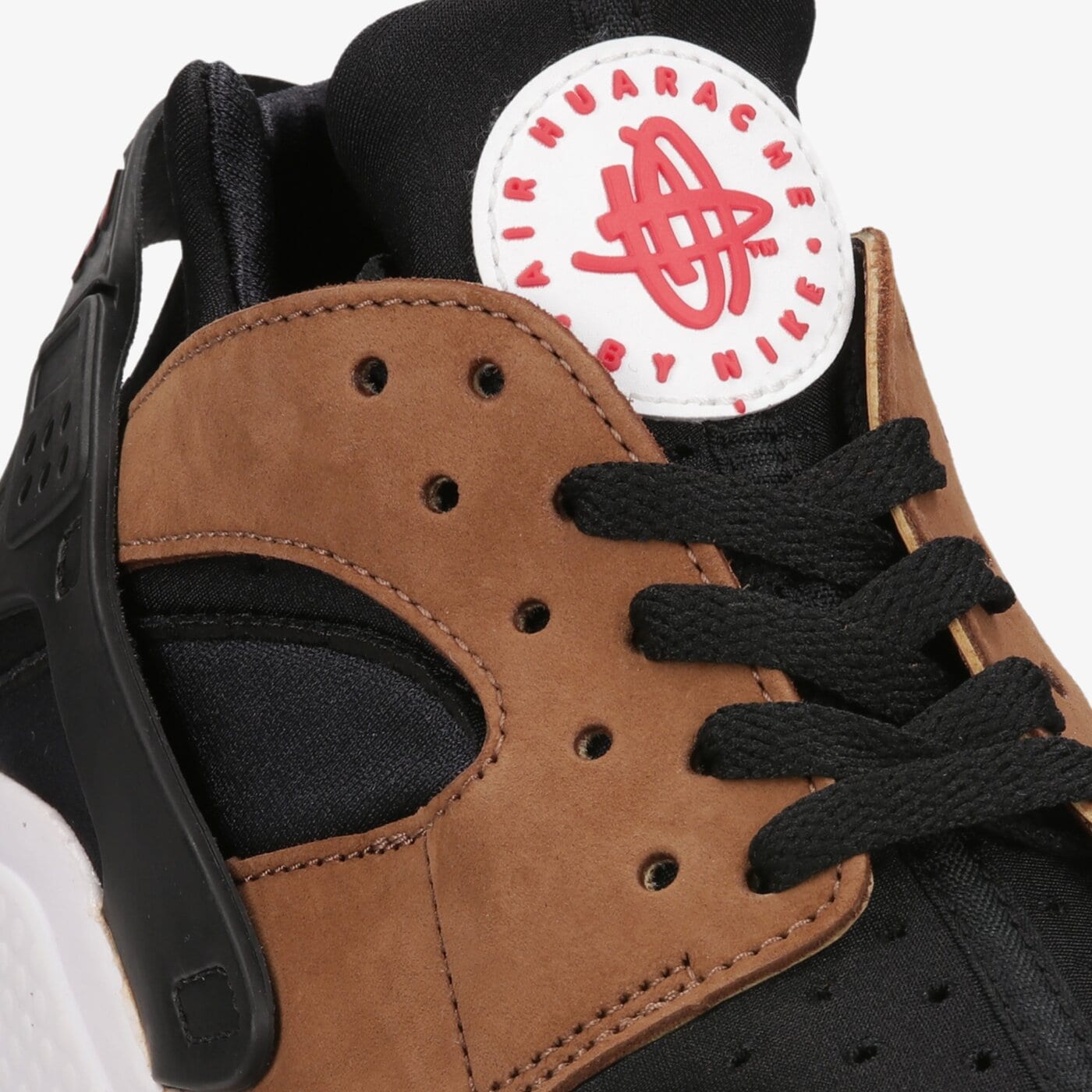 Мъжки маратонки NIKE AIR HUARACHE LE dh8143-001 цвят черен