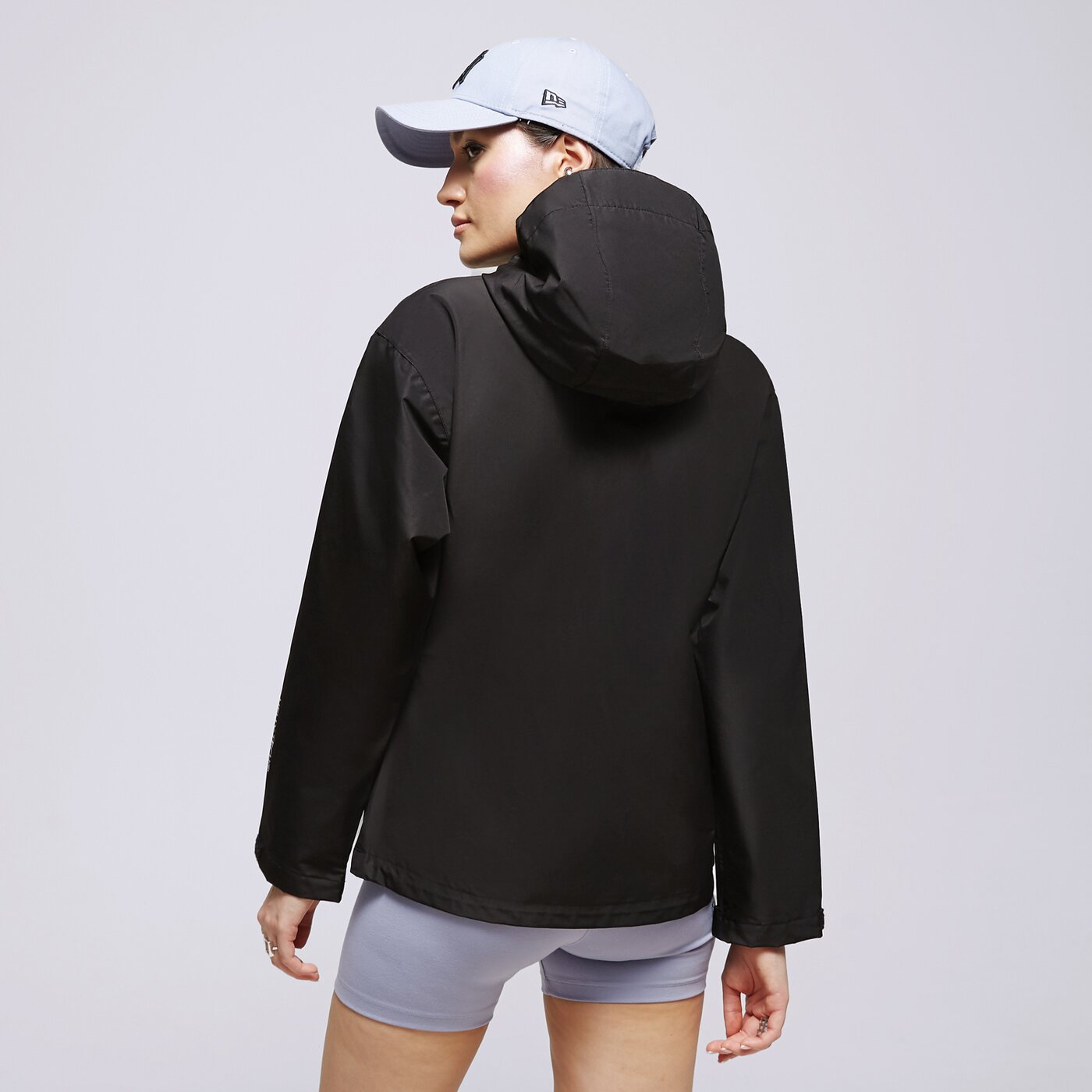 Дамско преходно яке HELLY HANSEN ЯКЕ ПРЕХОДЕН W SEVEN 62066992 цвят черен