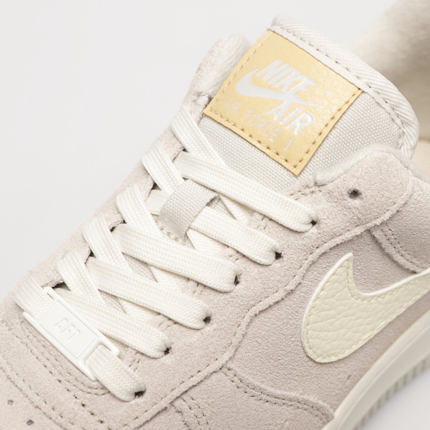 Дамски маратонки NIKE AIR FORCE 1 LOW  dz4863-001 цвят бял