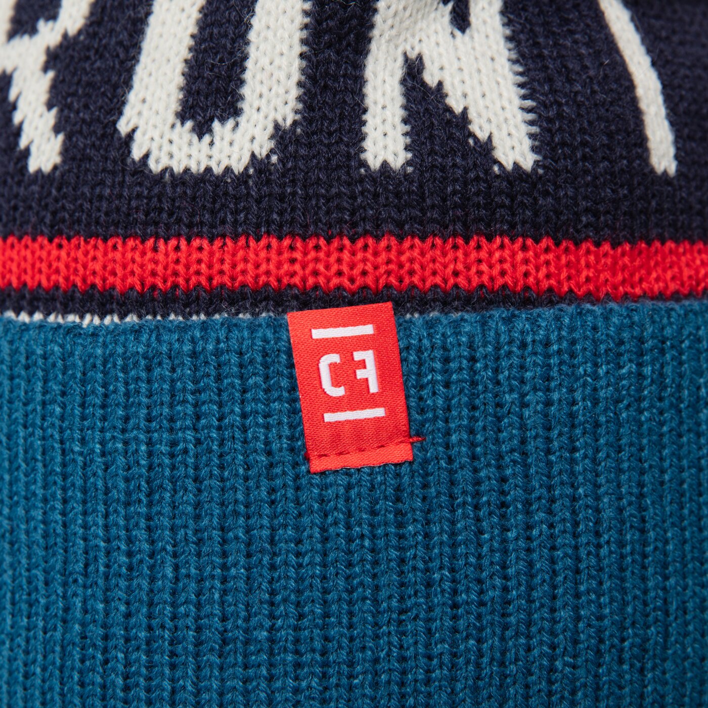 Дамска зимна шапка CONFRONT ШАПКА CONFRONT\ЗИМНА ШАПКА TRIVOR cf322hat64002 цвят син