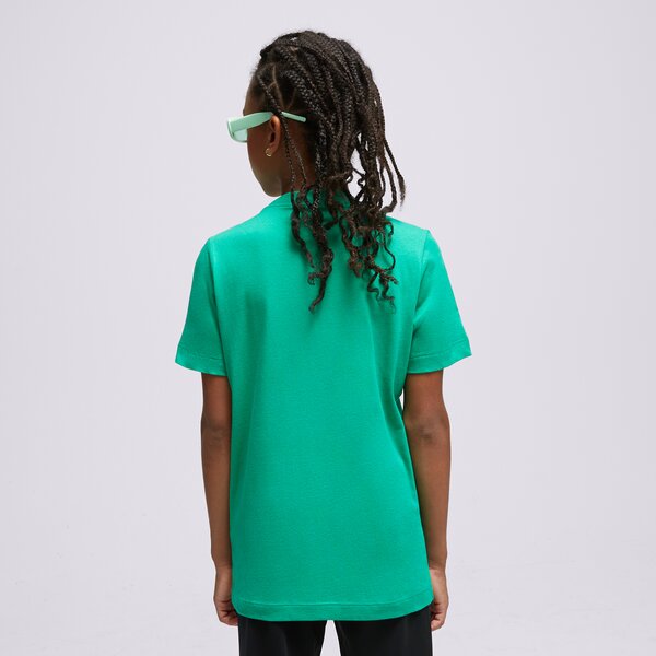 Детска тениска NIKE ТЕНИСКА NIKE SPORTSWEAR BOY ar5254-331 цвят зелен