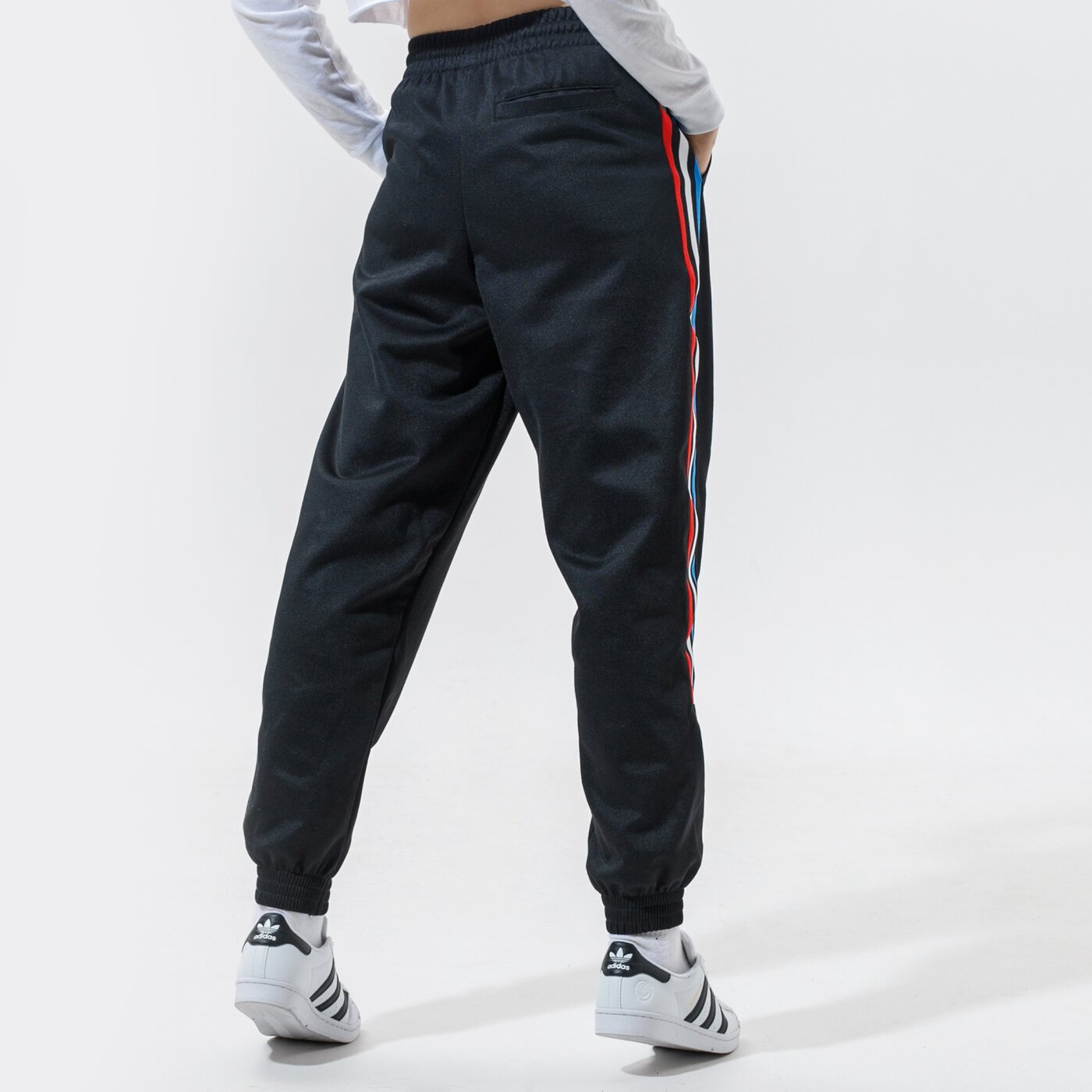 Дамски панталони ADIDAS ПАНТАЛОНИ TRACKPANT PB gn2951 цвят черен