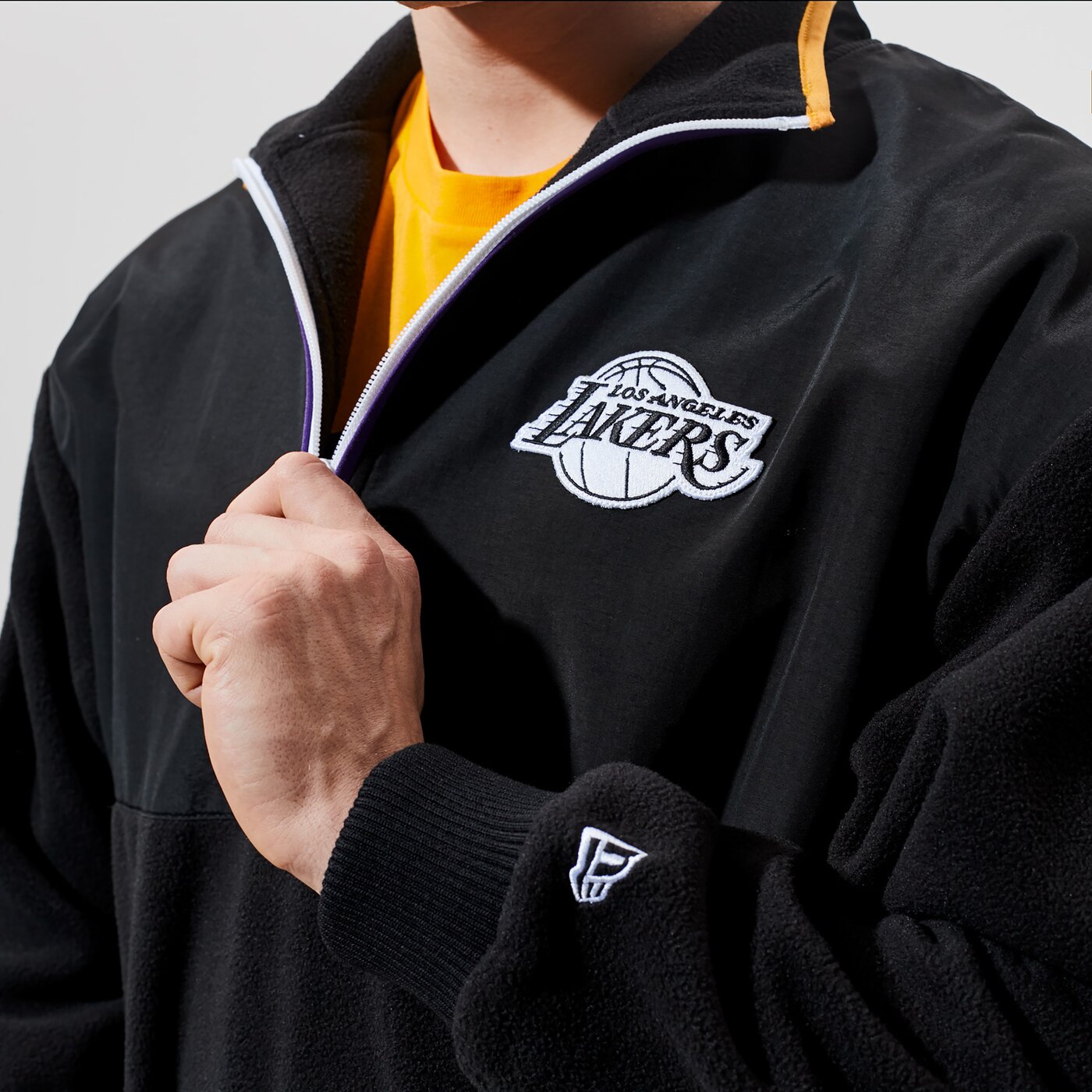 Мъжки суичър NEW ERA ПОЛАР NBA 1/4 ZIP FLEECE LAKERS LOS ANGELES LAKERS B 12553331 цвят черен