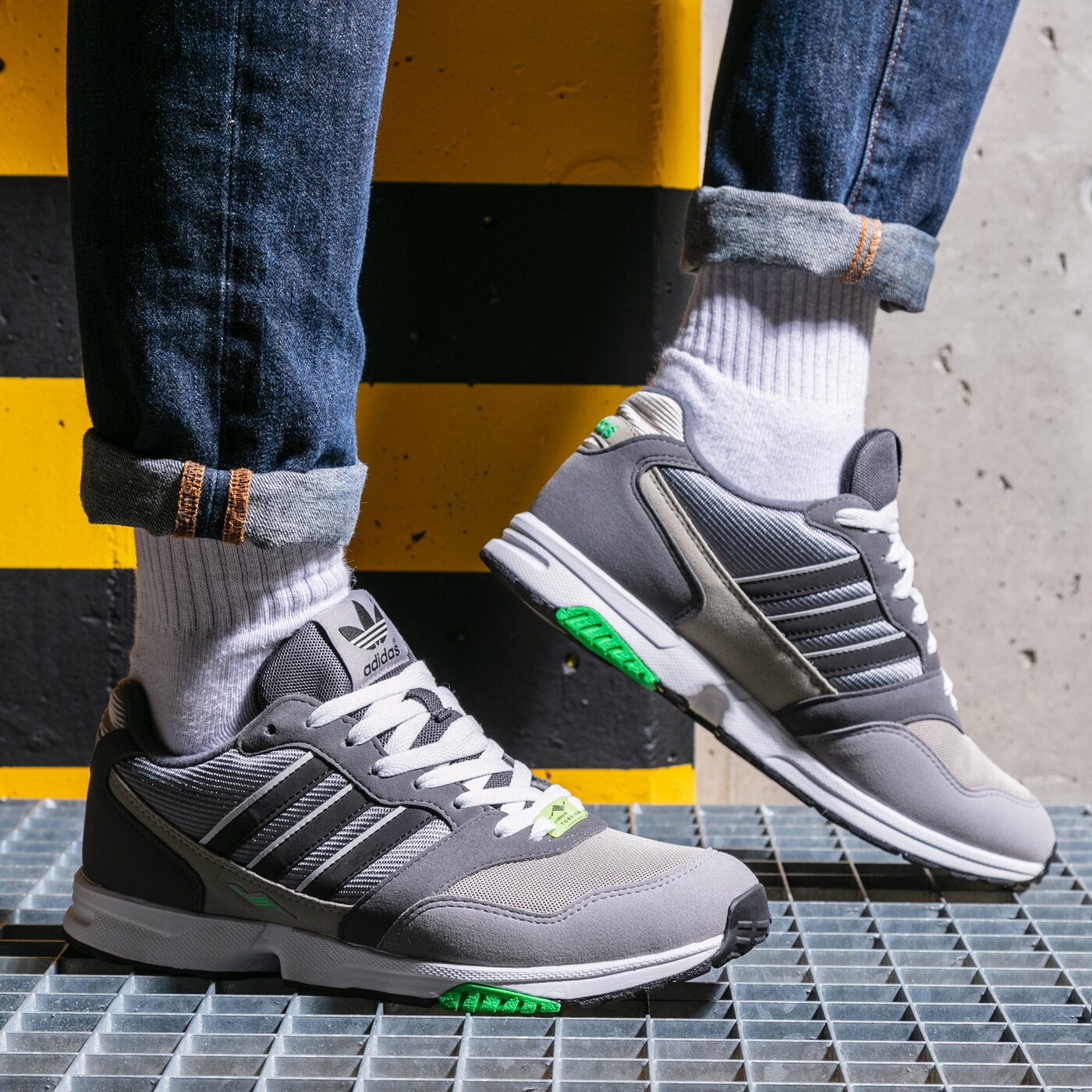Мъжки маратонки ADIDAS ZX 1000 C h02135 цвят сив