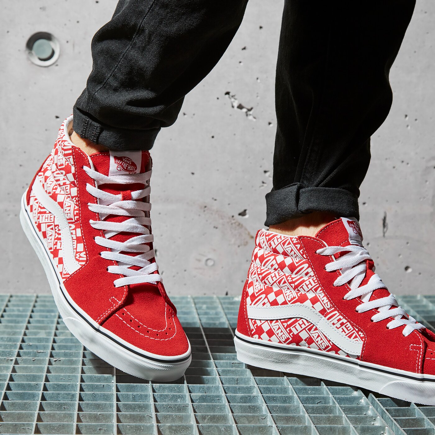 Мъжки маратонки VANS UA SK8-HI  vn0a32qg3vb1 цвят червен