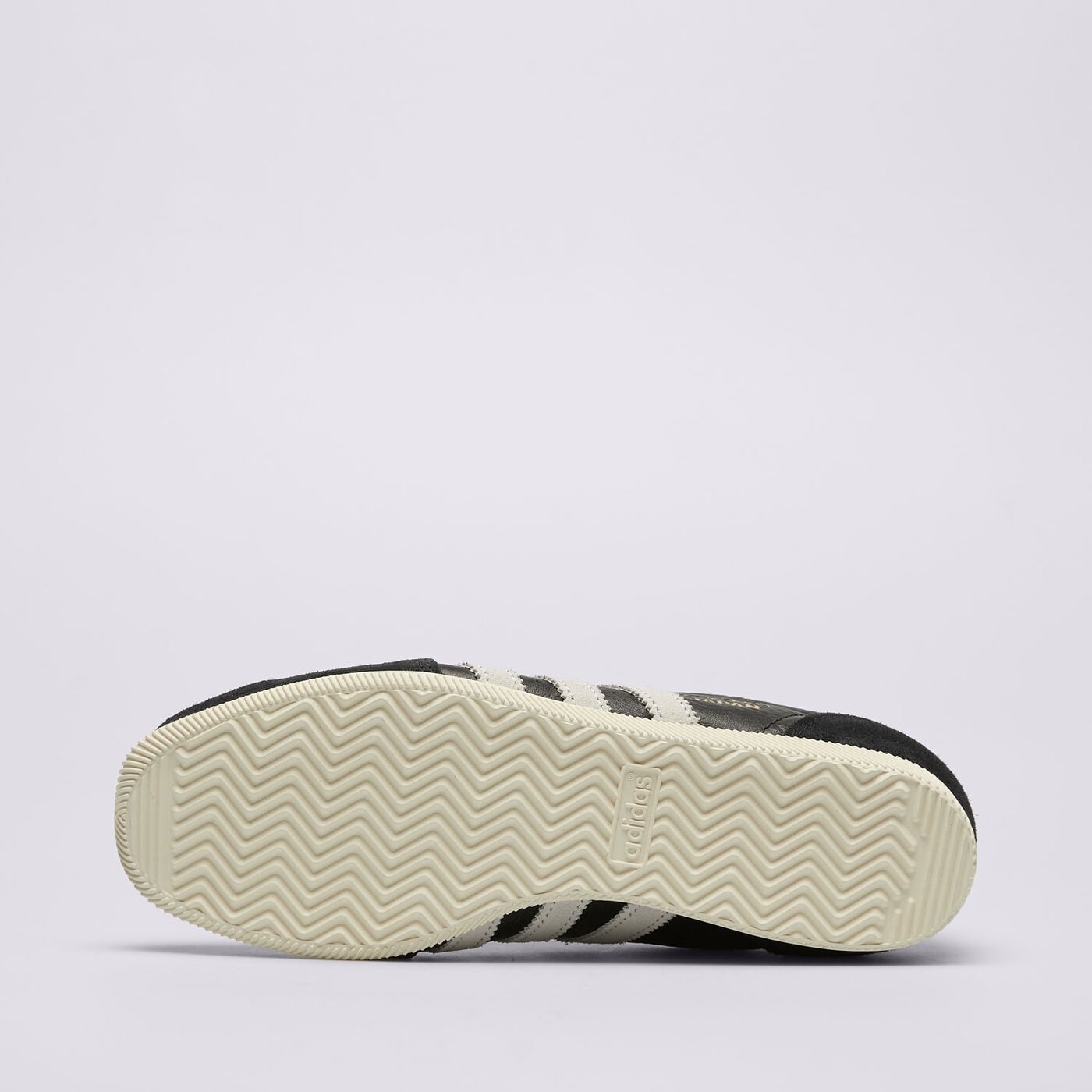 Дамски маратонки ADIDAS JAPAN ih5490 цвят черен