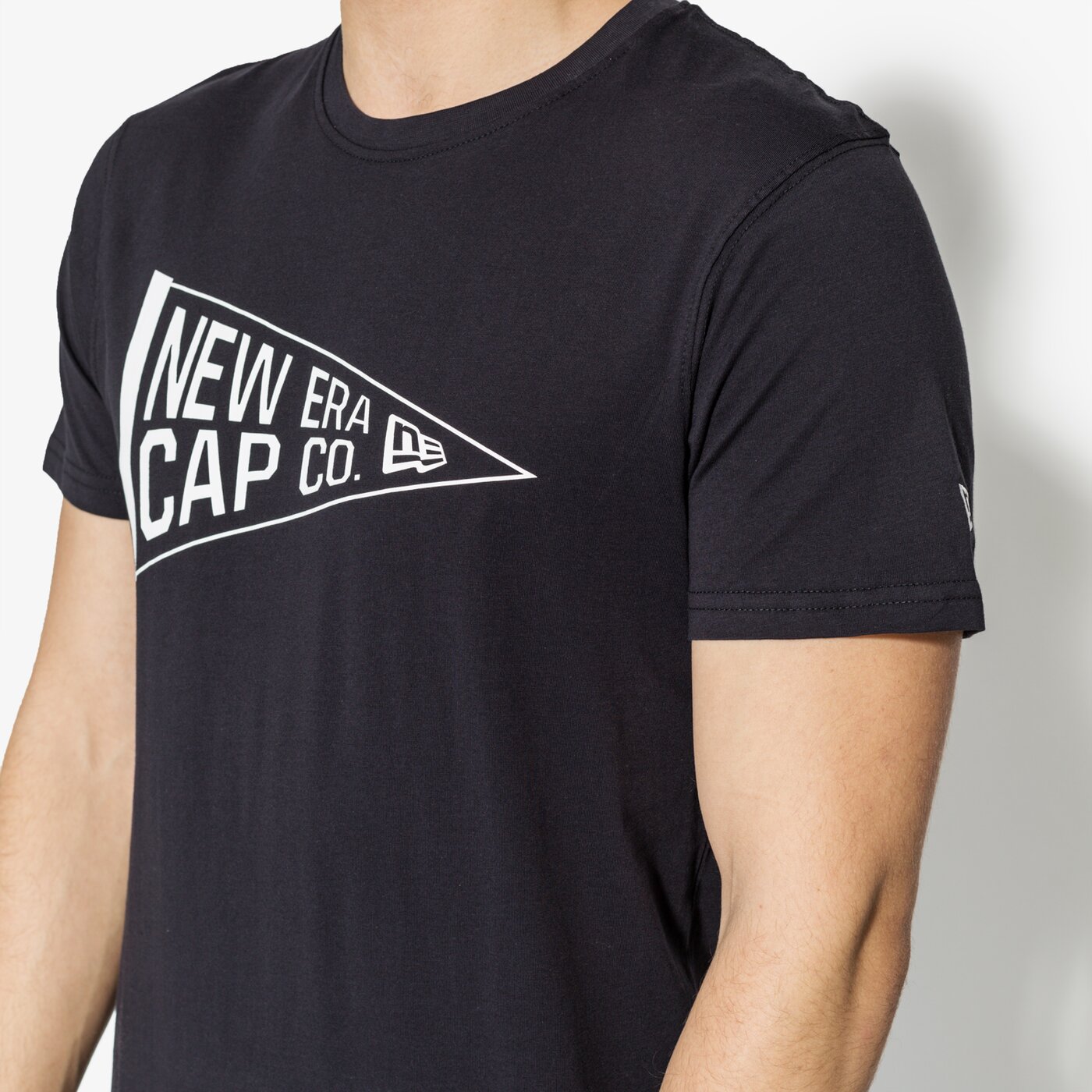 Мъжка тениска NEW ERA ТЕНИСКА SS NE PENANT TEE NE NVY 11585987 цвят тъмносин