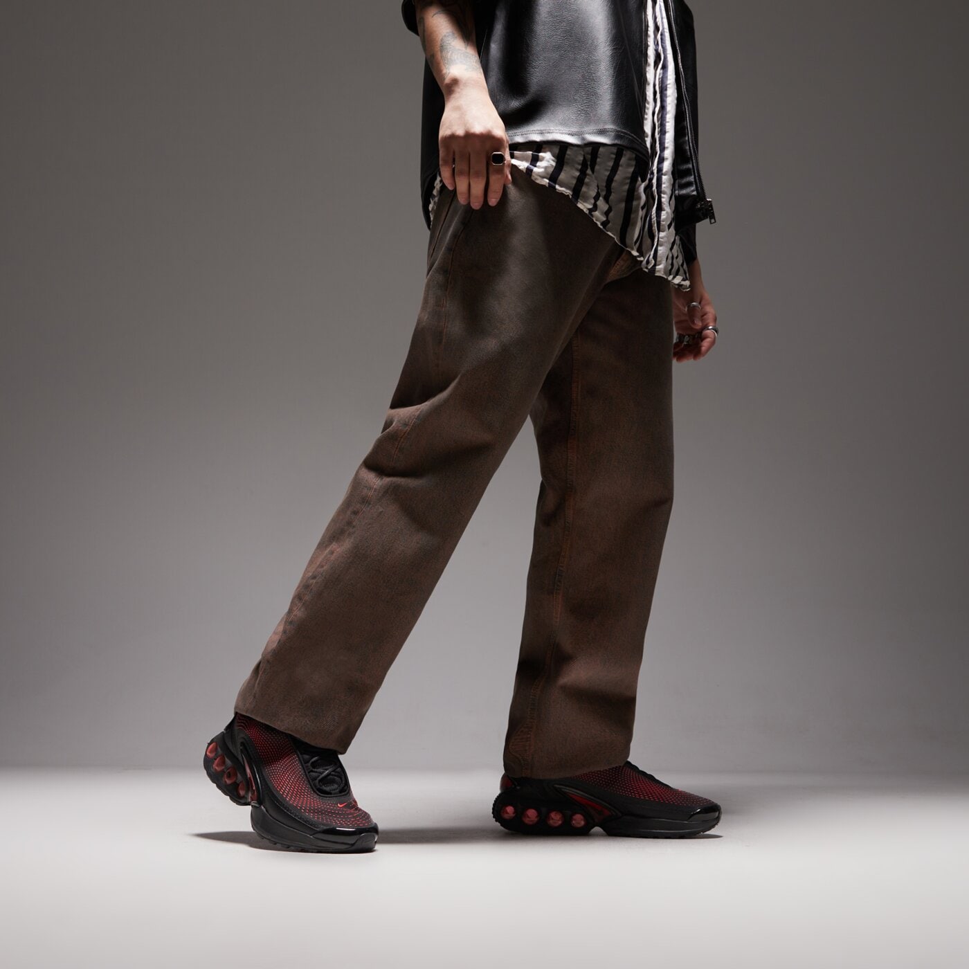 Мъжки маратонки NIKE AIR MAX DN hv5235-002 цвят черен