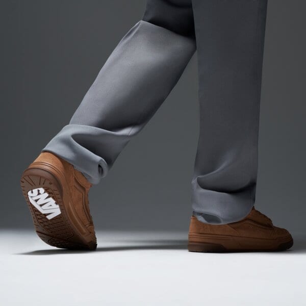 Мъжки маратонки VANS HYLANE vn000d26gwt1 цвят кафяв