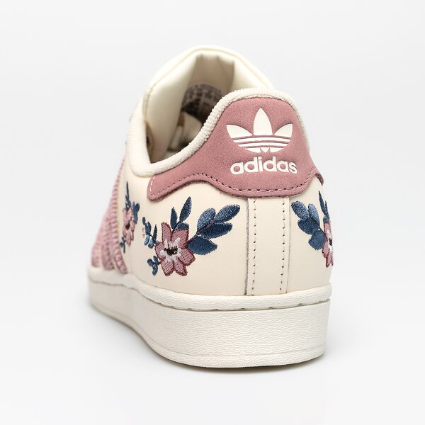 Дамски маратонки ADIDAS SUPERSTAR W  h03479 цвят многоцветен