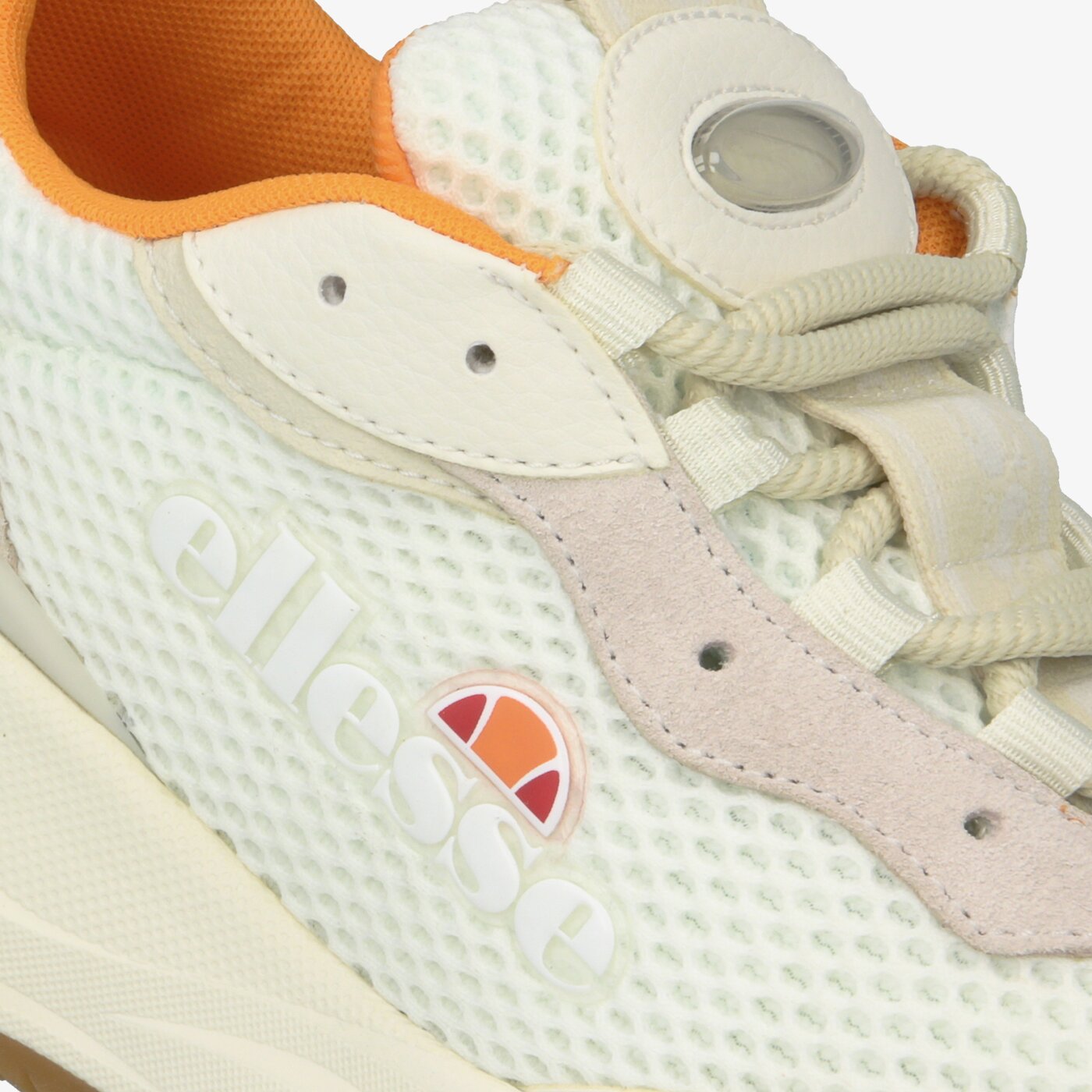 Дамски маратонки ELLESSE MASSELLO 613615 цвят бял