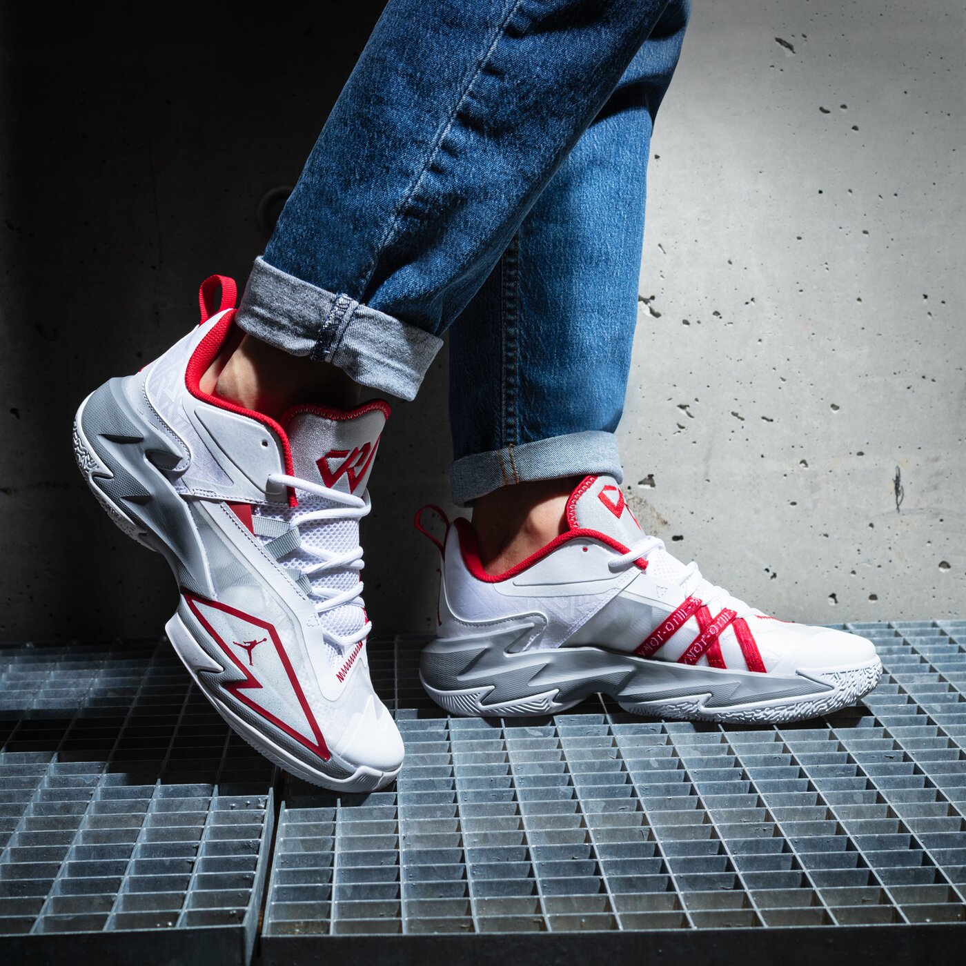 Мъжки маратонки JORDAN ONE TAKE 3  dc7701-100 цвят бял