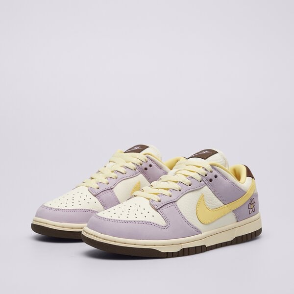 Дамски маратонки NIKE W DUNK LOW PRM fb7910-500 цвят бял