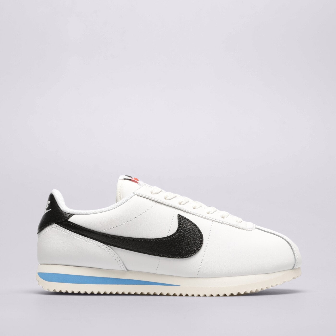 Дамски маратонки NIKE CORTEZ  dn1791-100 цвят бял