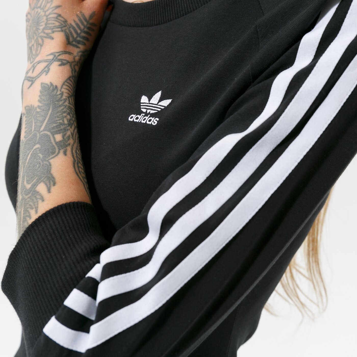 Дамски ADIDAS РОКЛЯ 3 STRIPES АНЦУГS h38732 цвят черен