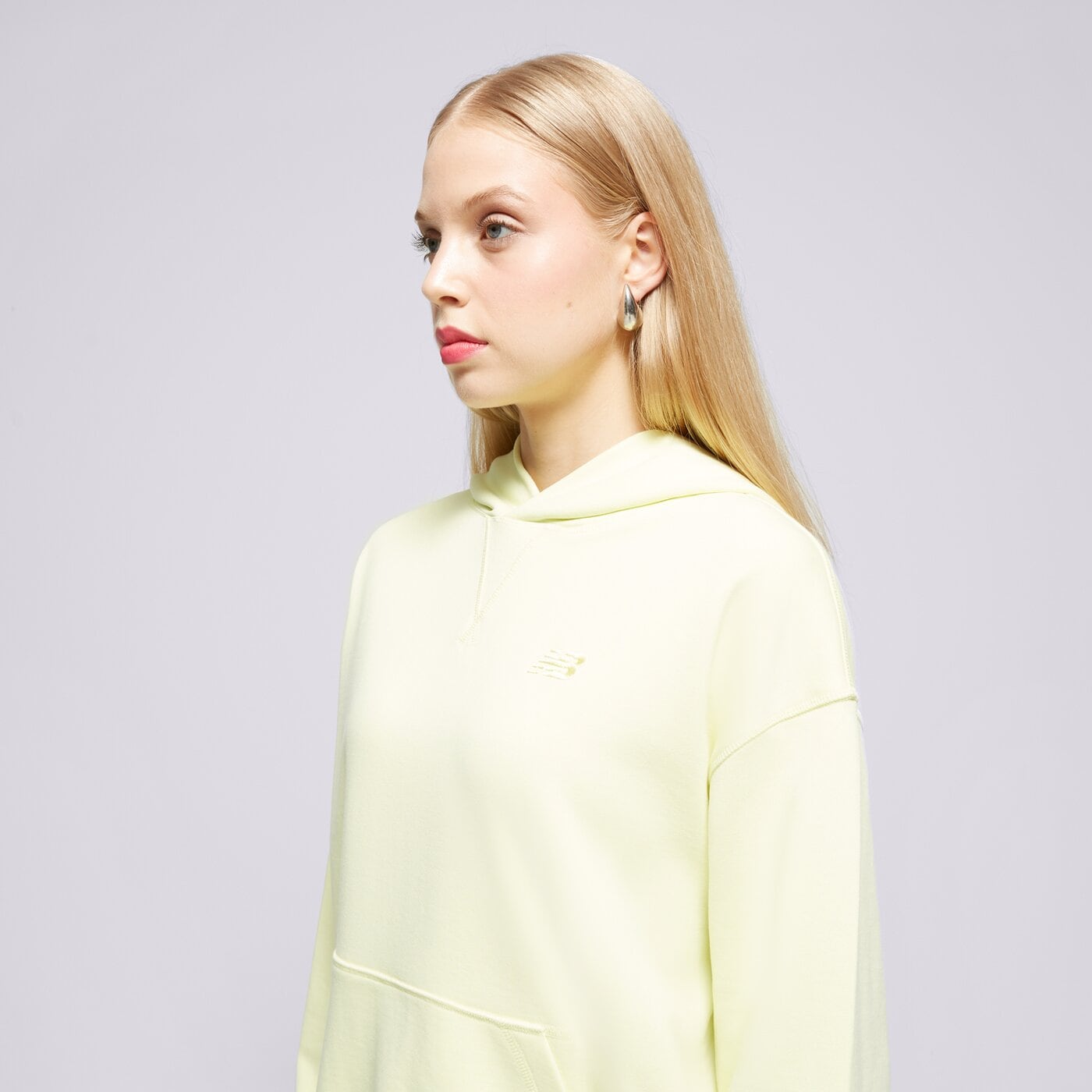 Дамски суичър NEW BALANCE СУИТЧЪР С КАЧУЛКА NB ATHLETICS FT wt41537llt цвят жълт