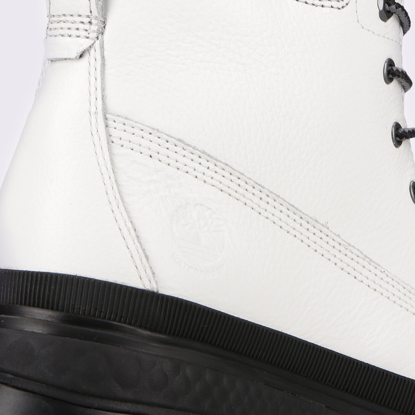 Дамски кежуал TIMBERLAND RAY CITY 6 IN BOOT WP tb0a2jqh1001 цвят бял