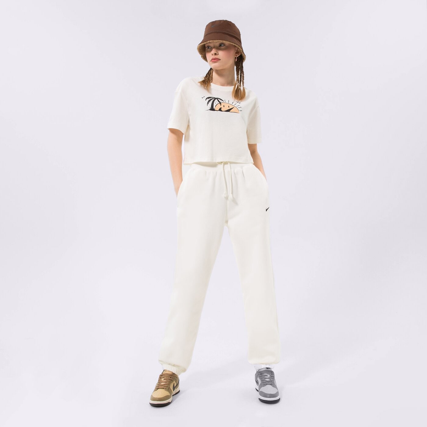 Дамска тениска NIKE  ТЕНИСКА SPORTSWEAR CROP dq3309-133 цвят бял