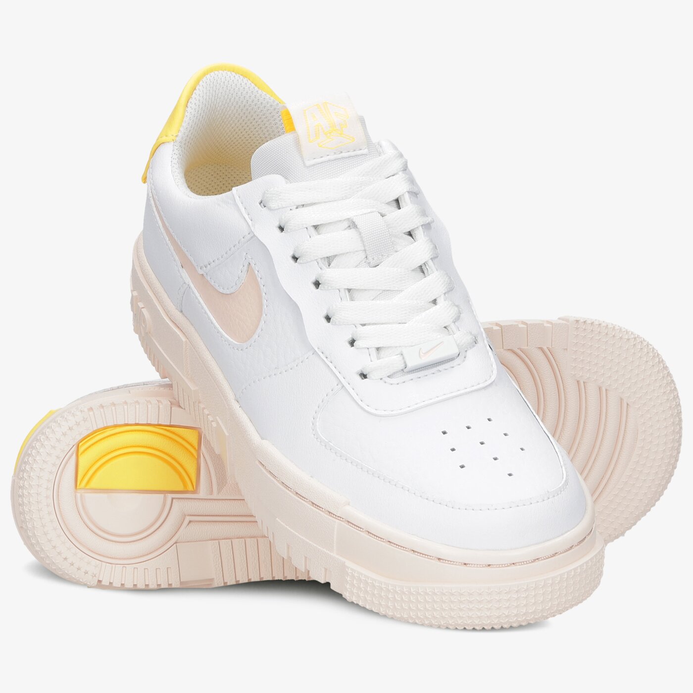 Дамски маратонки NIKE WMNS AF1 PIXEL dm3054-100 цвят многоцветен