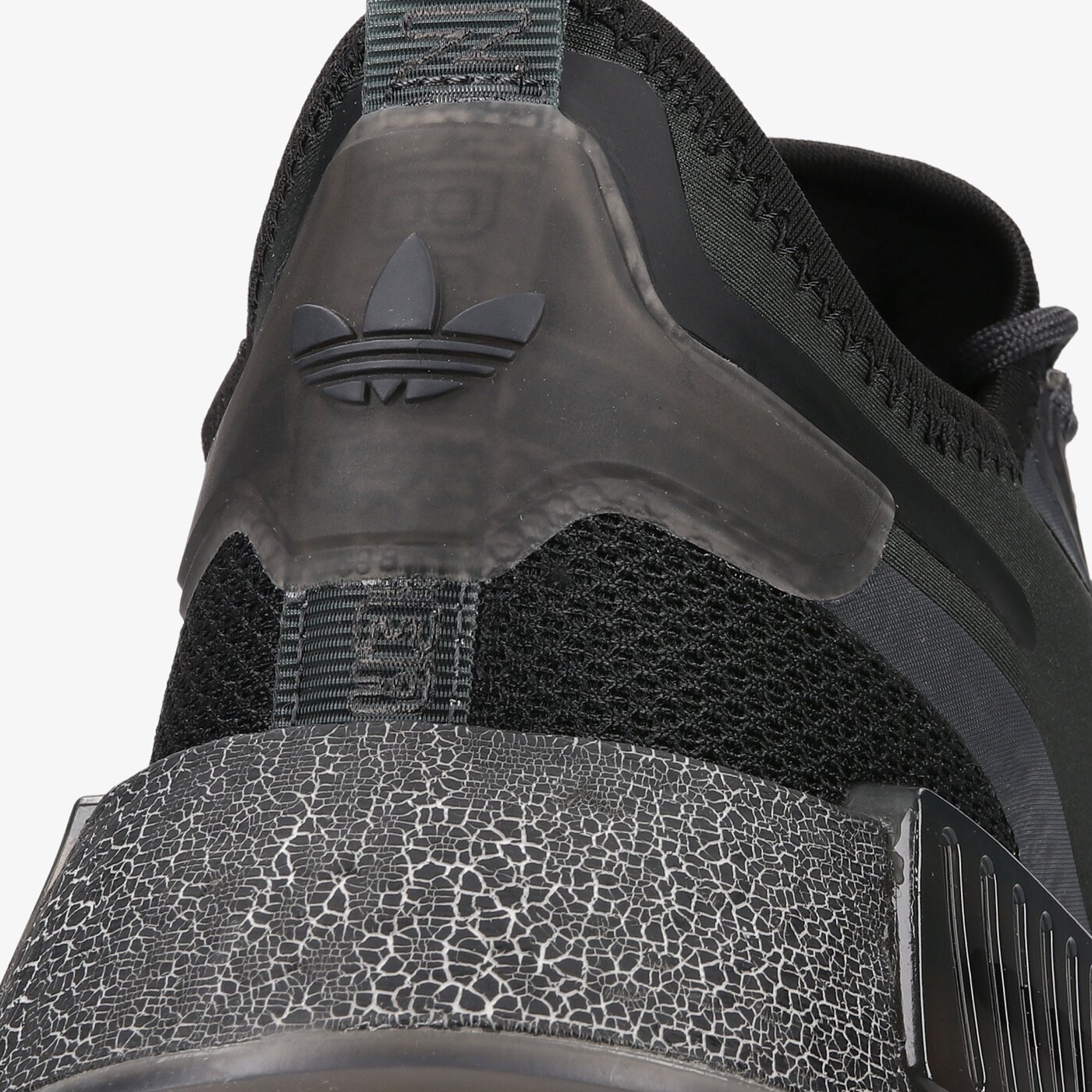 Мъжки маратонки ADIDAS NMD_R1 SPECTOO gz9265 цвят черен