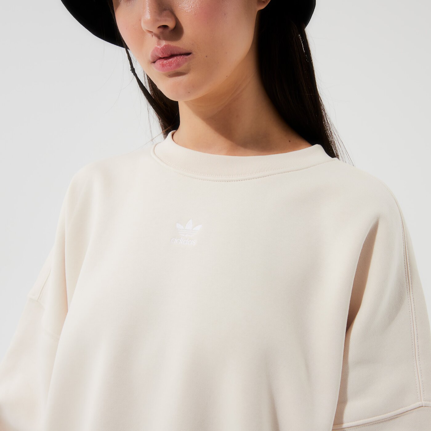 Дамски суичър ADIDAS СУИТЧЪР SWEATSHIRT h40022 цвят бежов