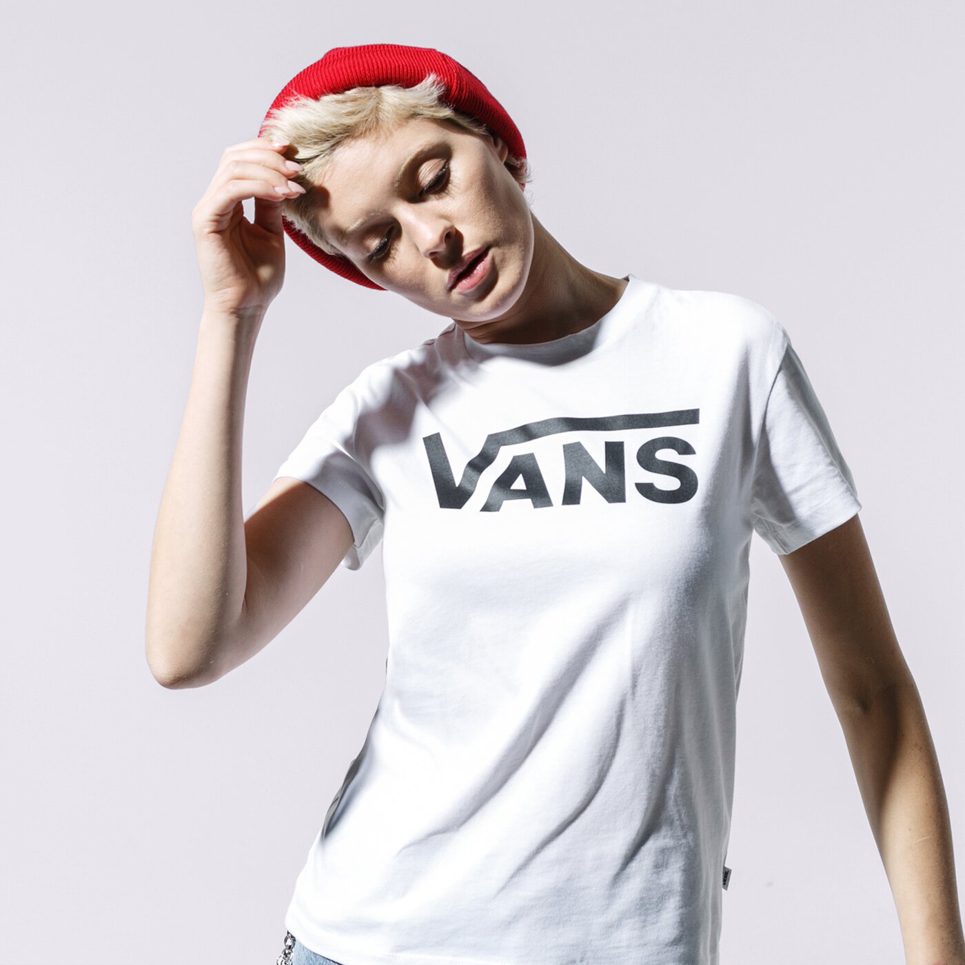 Дамска тениска VANS ТЕНИСКА FLYING V CREW TEE vn0a3up4wht1 цвят бял