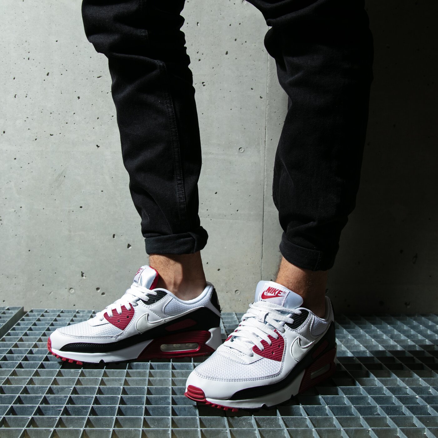 Мъжки маратонки NIKE AIR MAX 90  ct4352-104 цвят бял