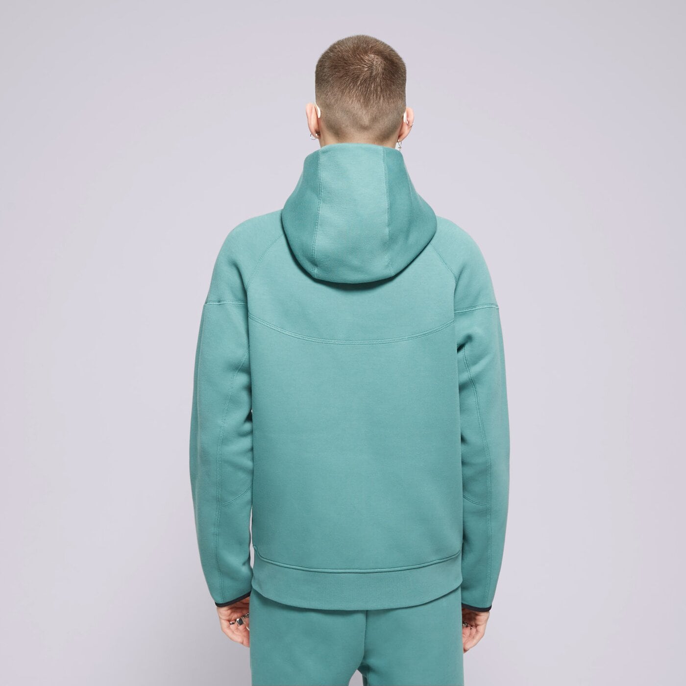 Мъжки суичър NIKE СУИТЧЪР СЪС ЗАКОПЧАВАНЕ С КАЧУЛКА TECH FLEECE fb7921-361 цвят зелен