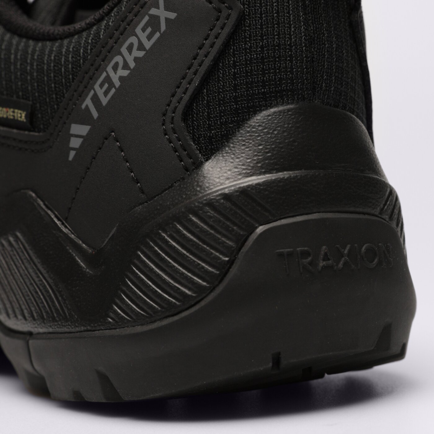 Мъжки зимни обувки ADIDAS TERREX EASTRAIL GTX id7845 цвят черен
