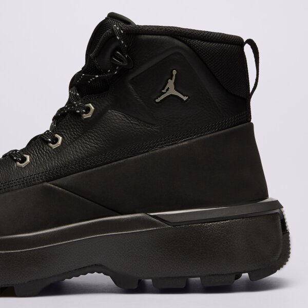 Мъжки туристически обувки JORDAN REMIX hv4580-001 цвят черен