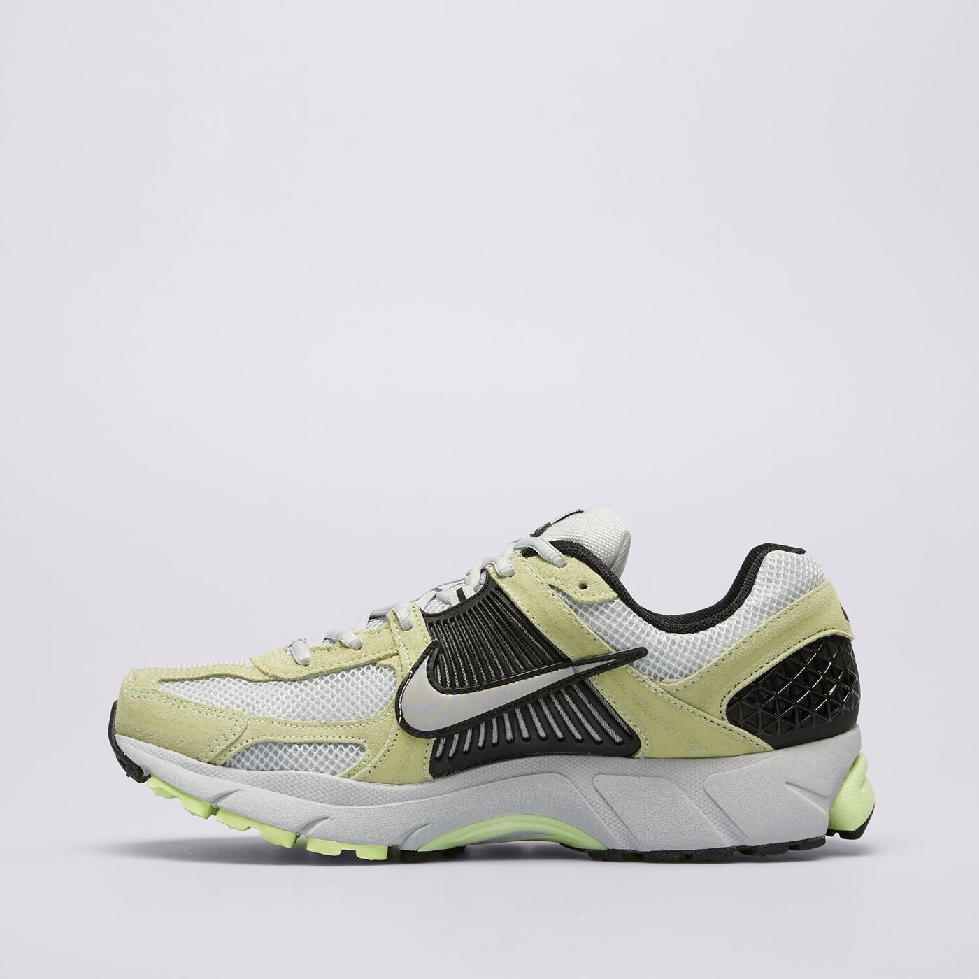 Мъжки маратонки NIKE ZOOM VOMERO 5 hf1553-700 цвят сив