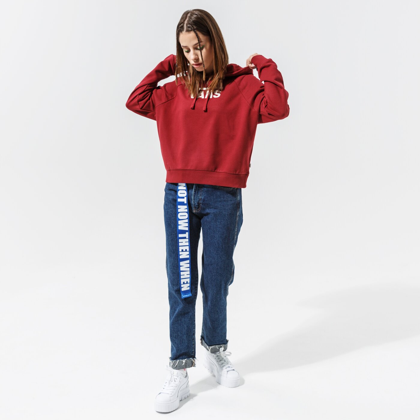 Дамски суичър VANS СУИТЧЪР С КАЧУЛКА FLYING V FT BOXY HOODIE vn0a4bg3zbs1 цвят бордо