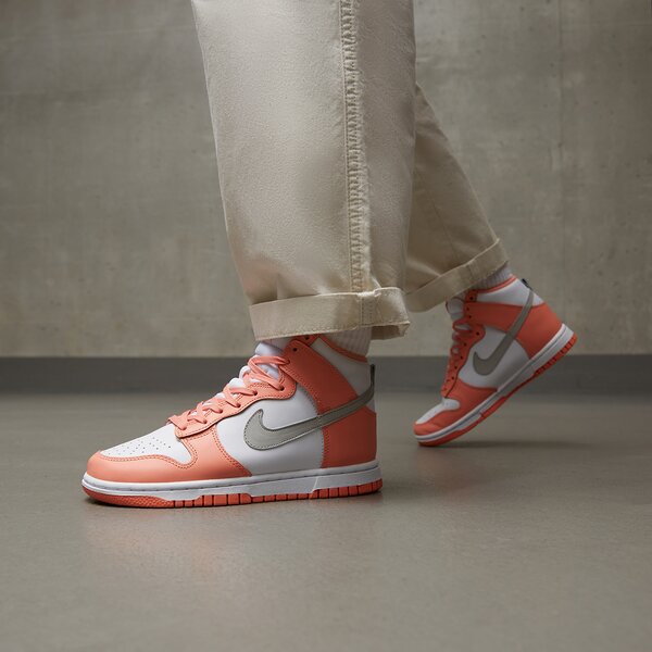 Дамски маратонки NIKE DUNK HIGH  dd1869-600 цвят розов