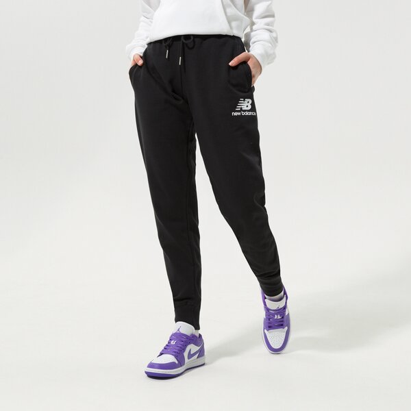 Дамски панталони NEW BALANCE ПАНТАЛОНИ NB ESSENTIALS FRENCH TERRY SWEATPANT wp03530bk цвят черен