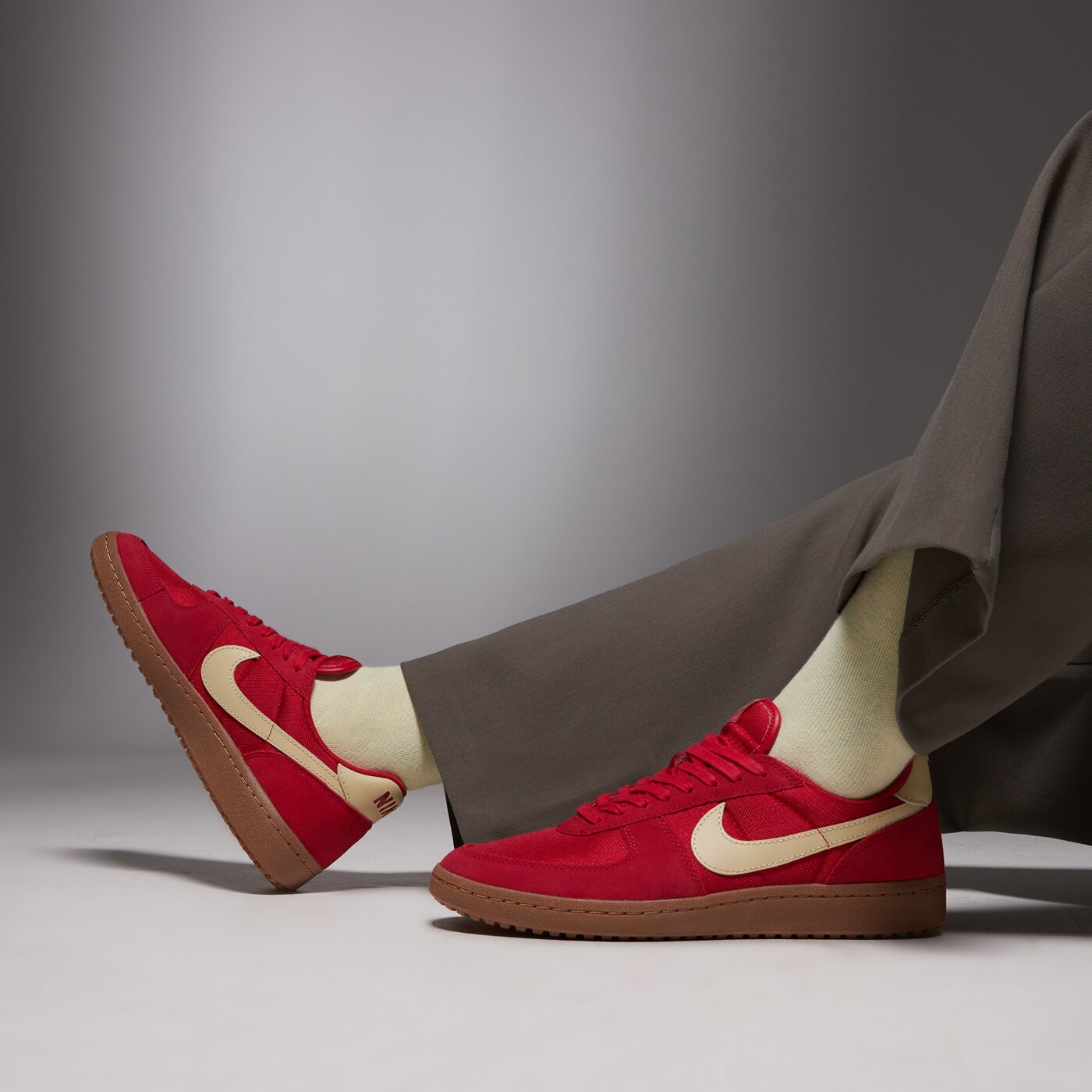 Мъжки маратонки NIKE FIELD GENERAL hf3165-601 цвят червен