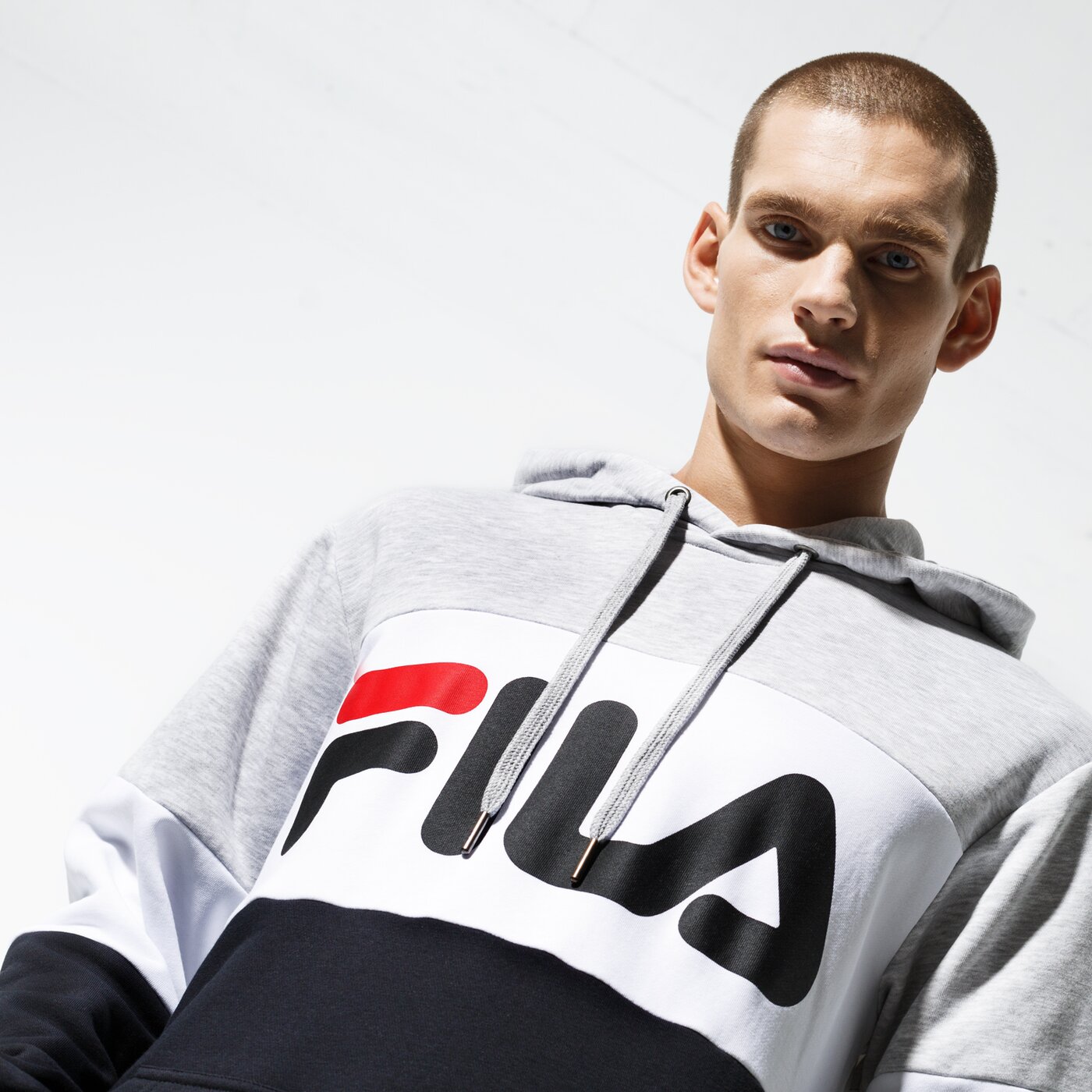 Мъжки суичър FILA СУИТЧЪР NIGHT BLOCKED HOODY 687001a220 цвят сив